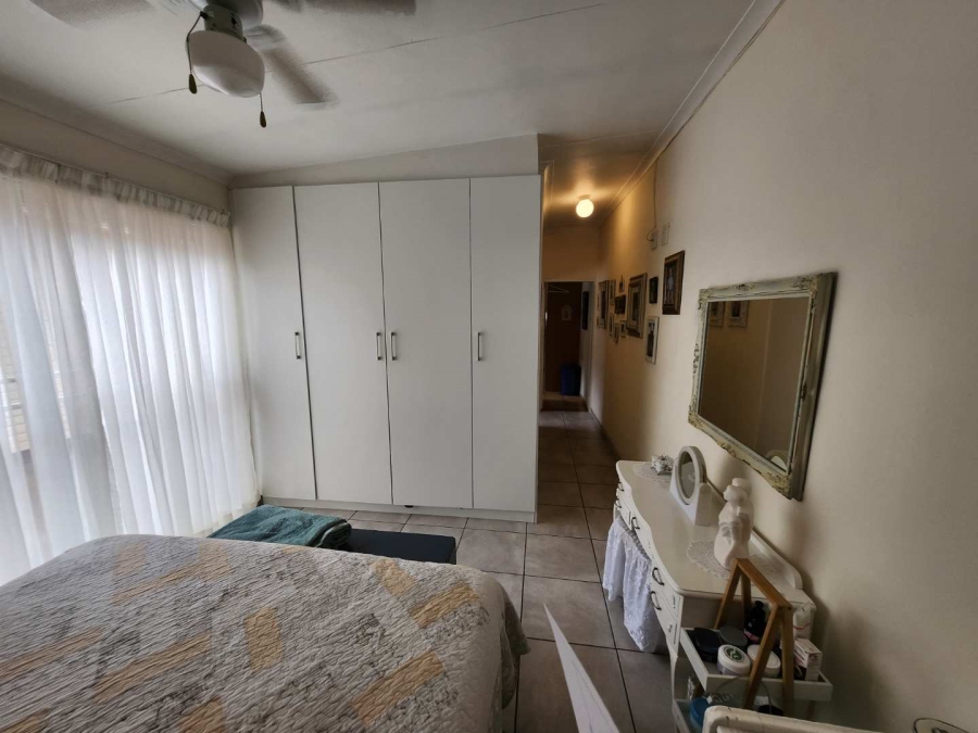 2 Bedroom Property for Sale in Randhart Gauteng