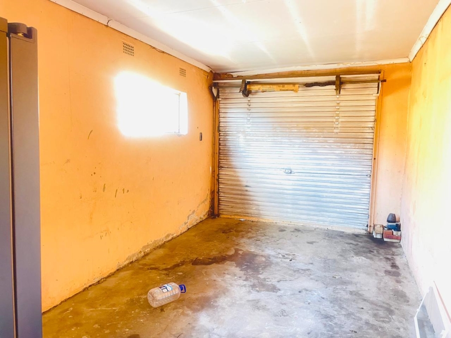 3 Bedroom Property for Sale in Katlehong Gauteng