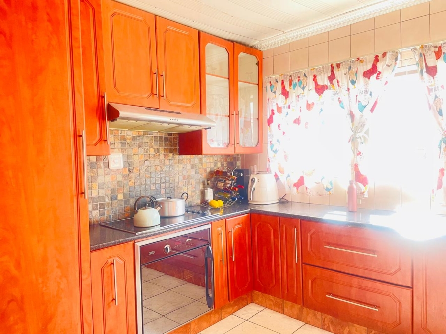 3 Bedroom Property for Sale in Katlehong Gauteng