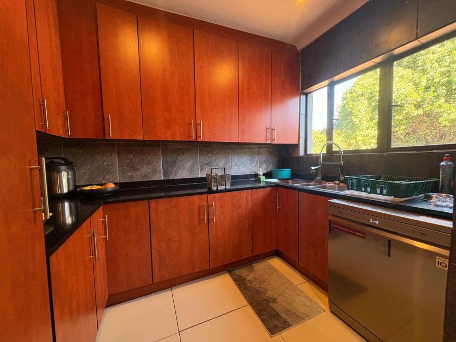 5 Bedroom Property for Sale in Croydon Gauteng