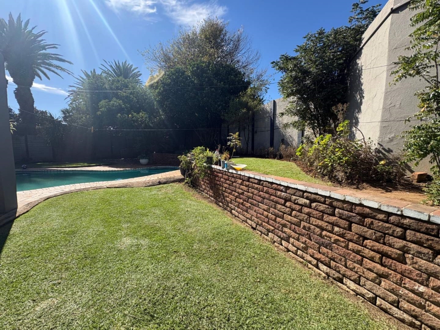 5 Bedroom Property for Sale in Croydon Gauteng