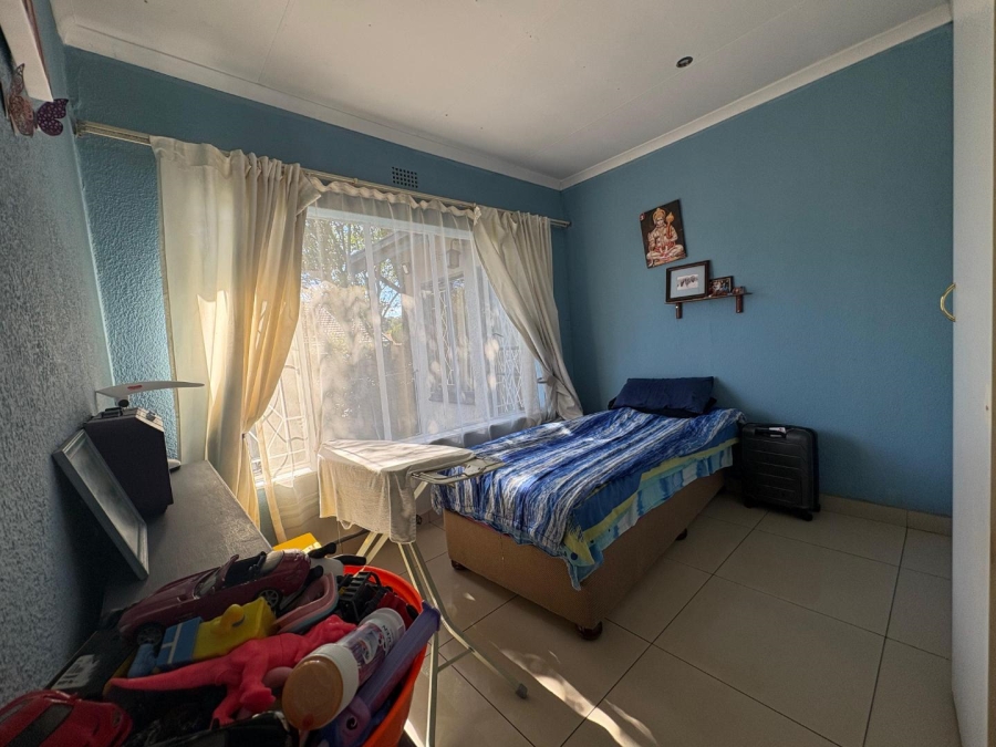 5 Bedroom Property for Sale in Croydon Gauteng