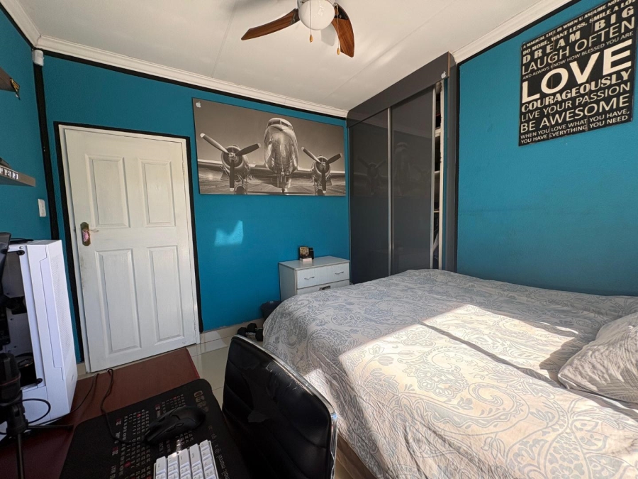 5 Bedroom Property for Sale in Croydon Gauteng