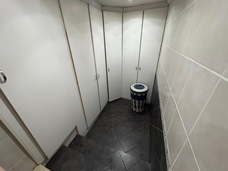 5 Bedroom Property for Sale in Croydon Gauteng