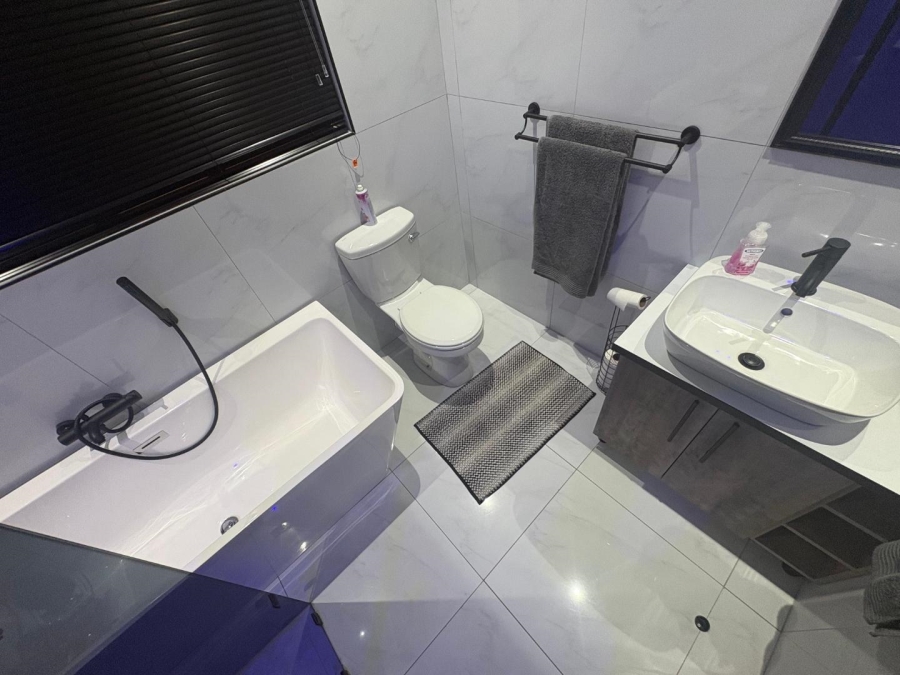 4 Bedroom Property for Sale in Golf Park Gauteng