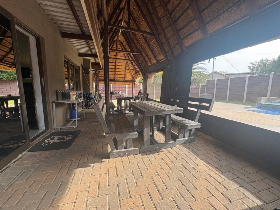 4 Bedroom Property for Sale in Golf Park Gauteng