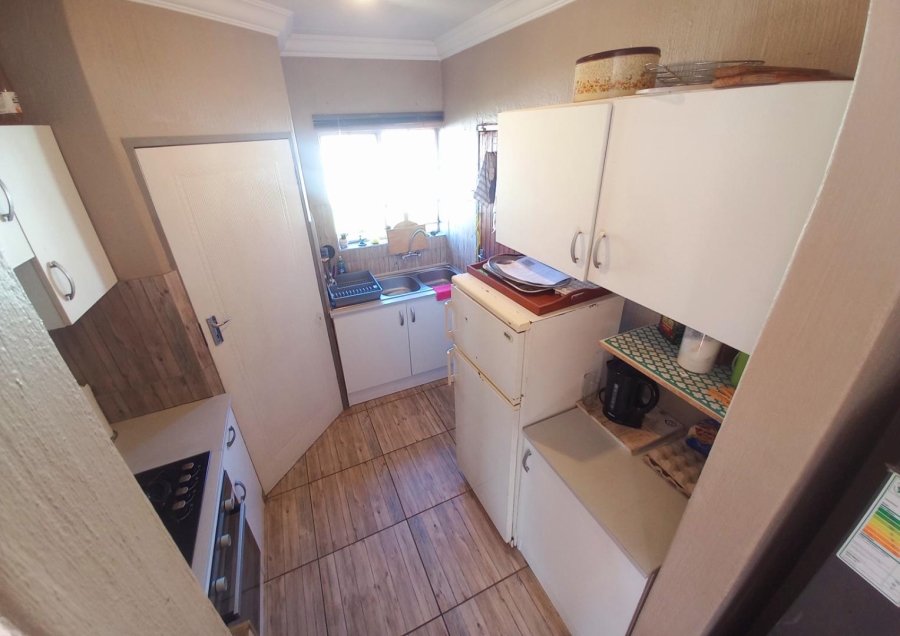 2 Bedroom Property for Sale in Heuweloord Gauteng