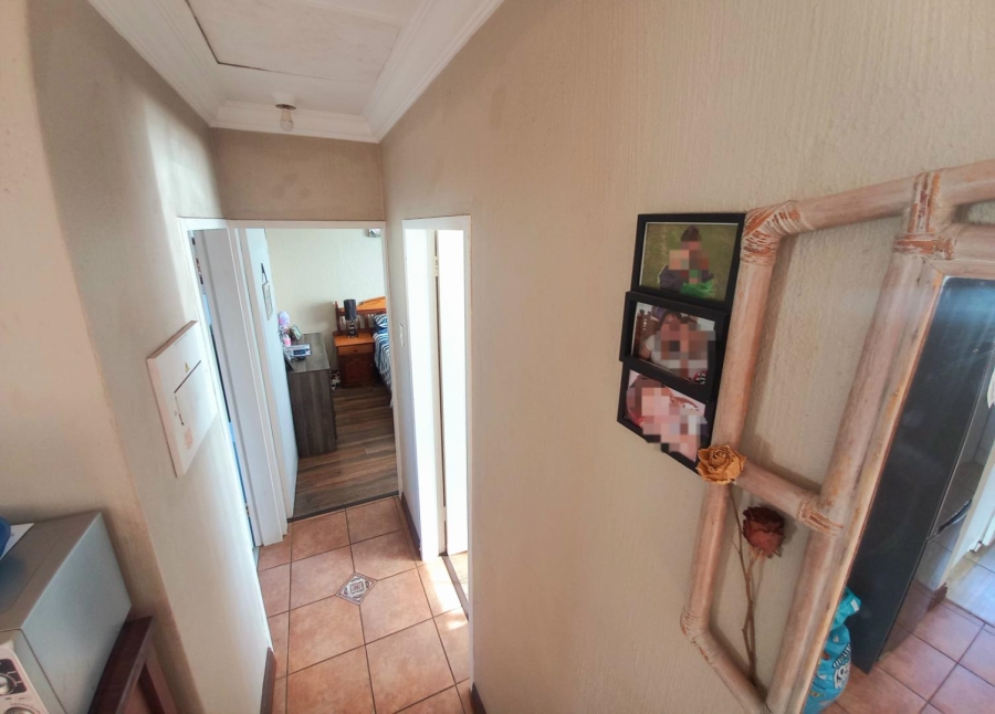 2 Bedroom Property for Sale in Heuweloord Gauteng
