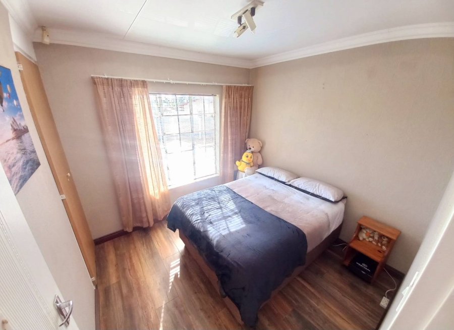 2 Bedroom Property for Sale in Heuweloord Gauteng