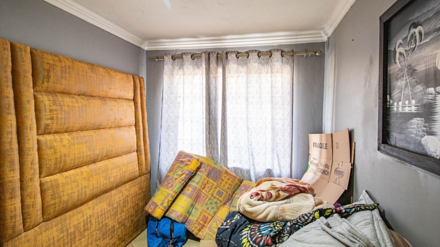 2 Bedroom Property for Sale in Die Hoewes Gauteng