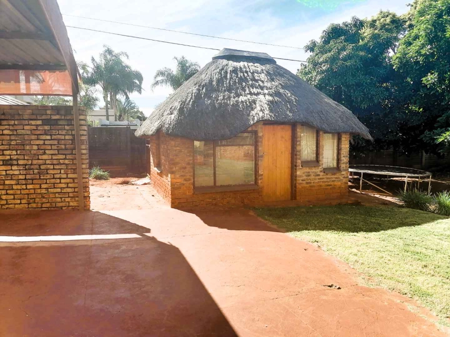 3 Bedroom Property for Sale in Amandasig Gauteng