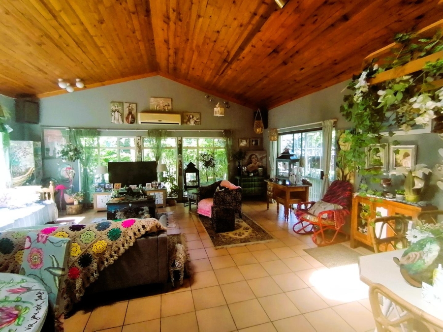 5 Bedroom Property for Sale in Pretoria North Gauteng