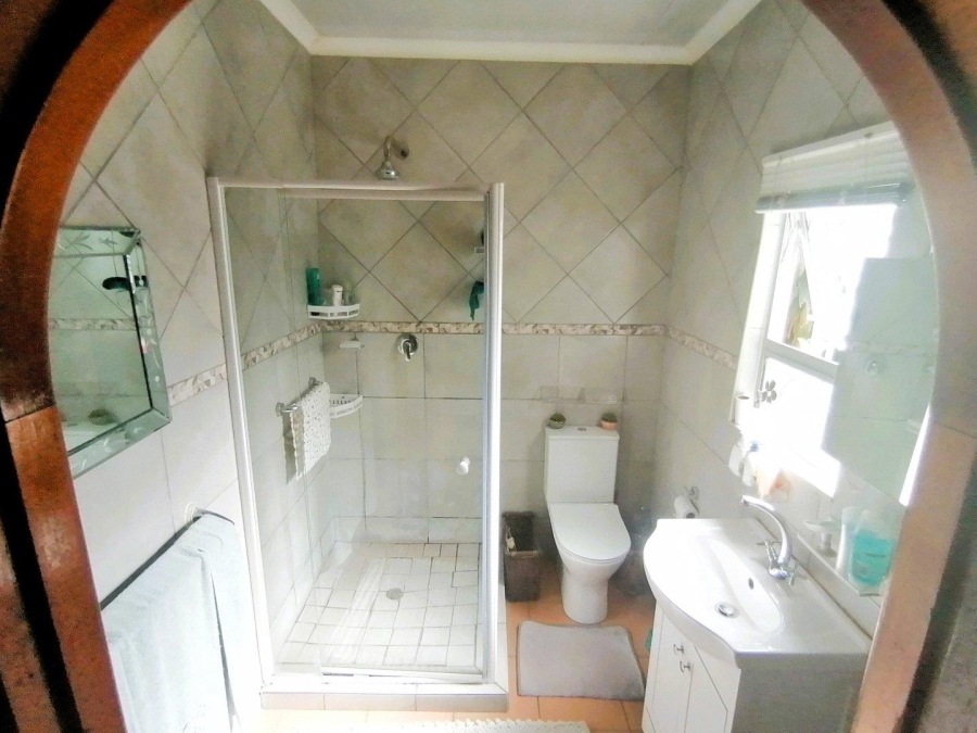 5 Bedroom Property for Sale in Pretoria North Gauteng
