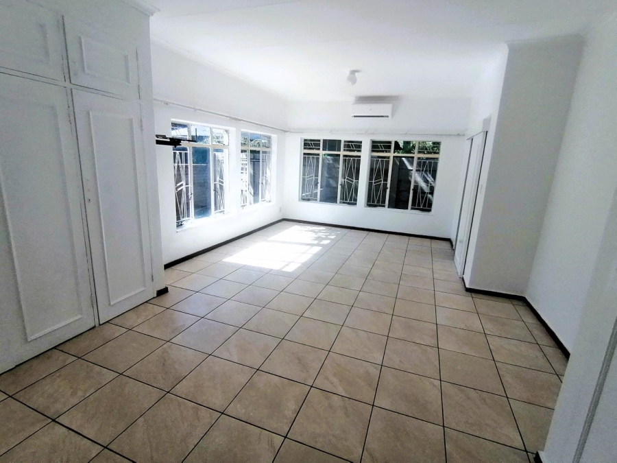 5 Bedroom Property for Sale in Pretoria North Gauteng