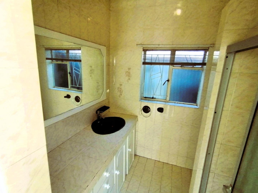 5 Bedroom Property for Sale in Pretoria North Gauteng