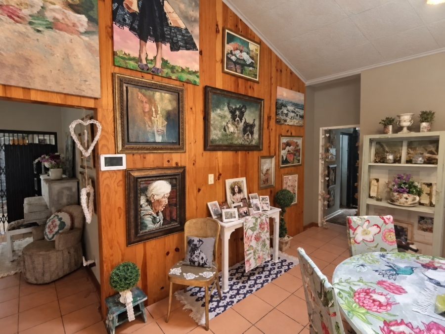 5 Bedroom Property for Sale in Pretoria North Gauteng