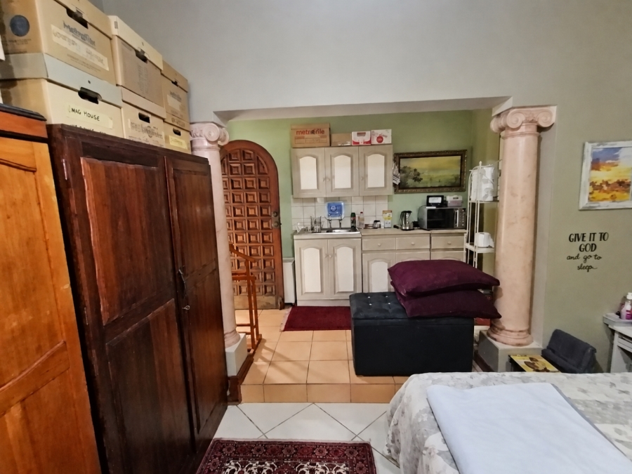5 Bedroom Property for Sale in Pretoria North Gauteng