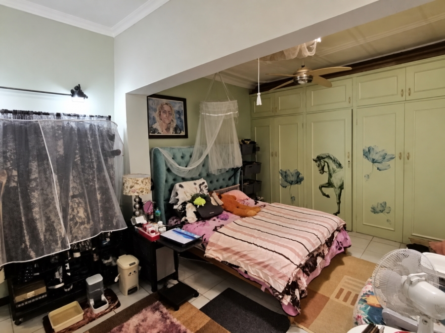 5 Bedroom Property for Sale in Pretoria North Gauteng