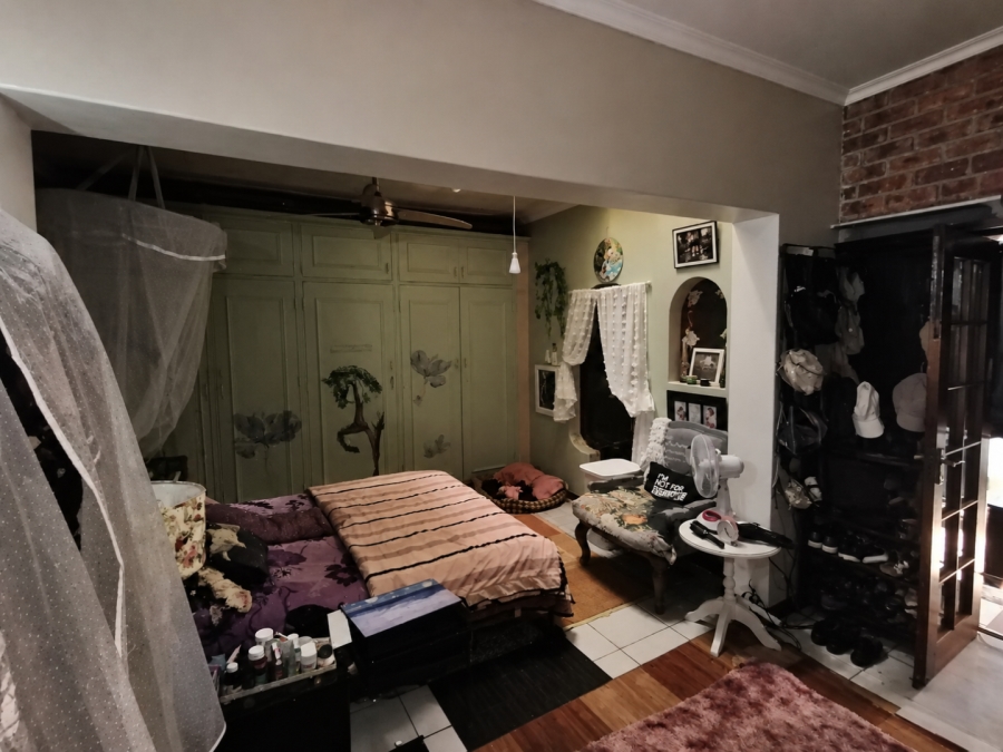 5 Bedroom Property for Sale in Pretoria North Gauteng