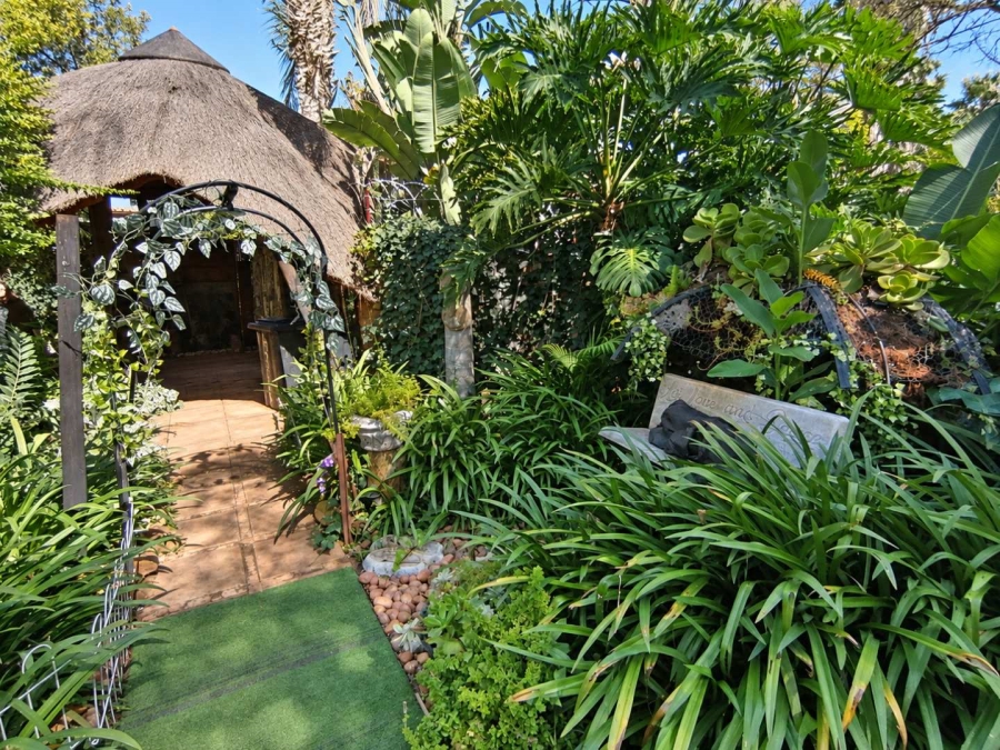 5 Bedroom Property for Sale in Pretoria North Gauteng