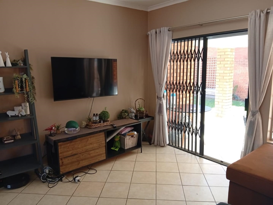 3 Bedroom Property for Sale in Sinoville Gauteng