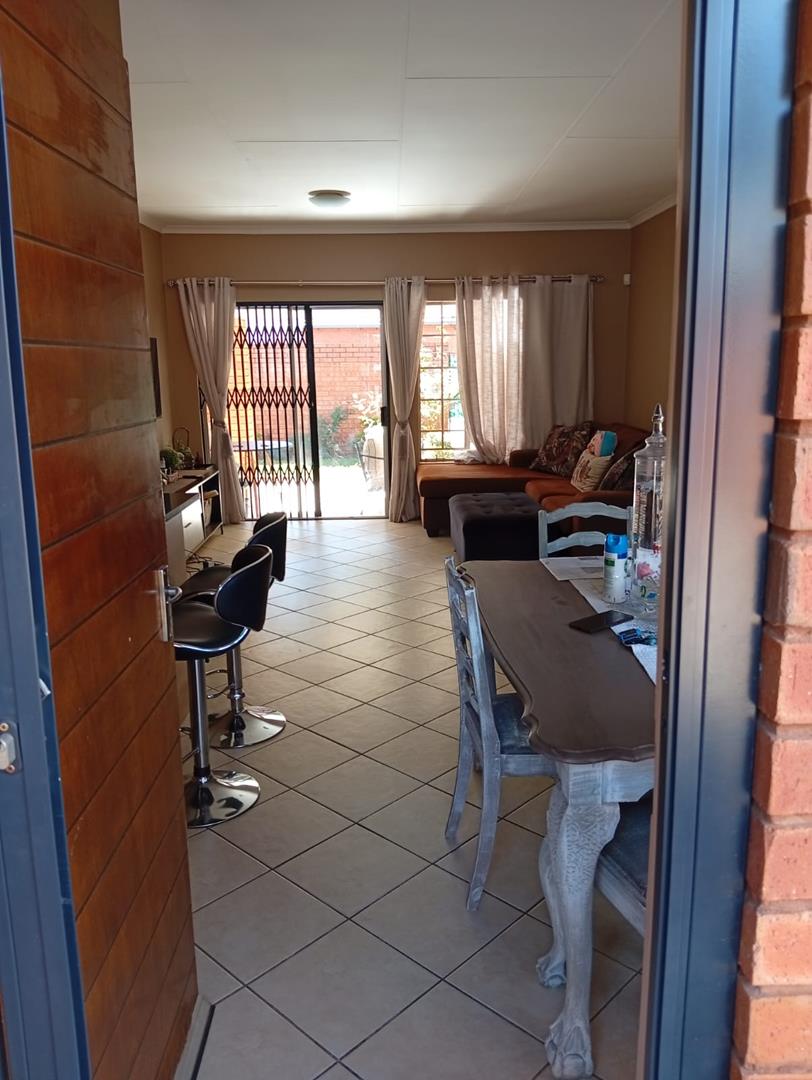 3 Bedroom Property for Sale in Sinoville Gauteng