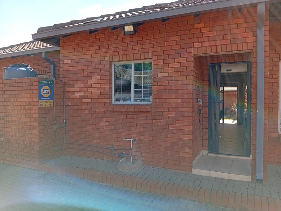 3 Bedroom Property for Sale in Sinoville Gauteng