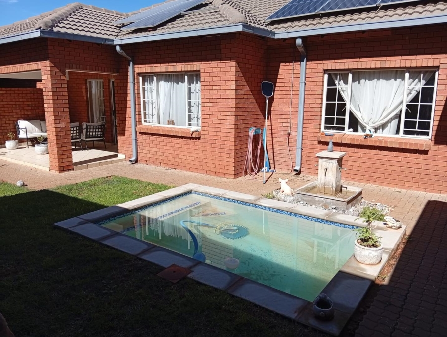 3 Bedroom Property for Sale in Sinoville Gauteng