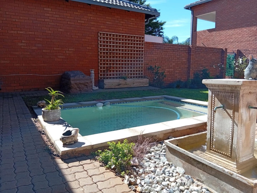 3 Bedroom Property for Sale in Sinoville Gauteng