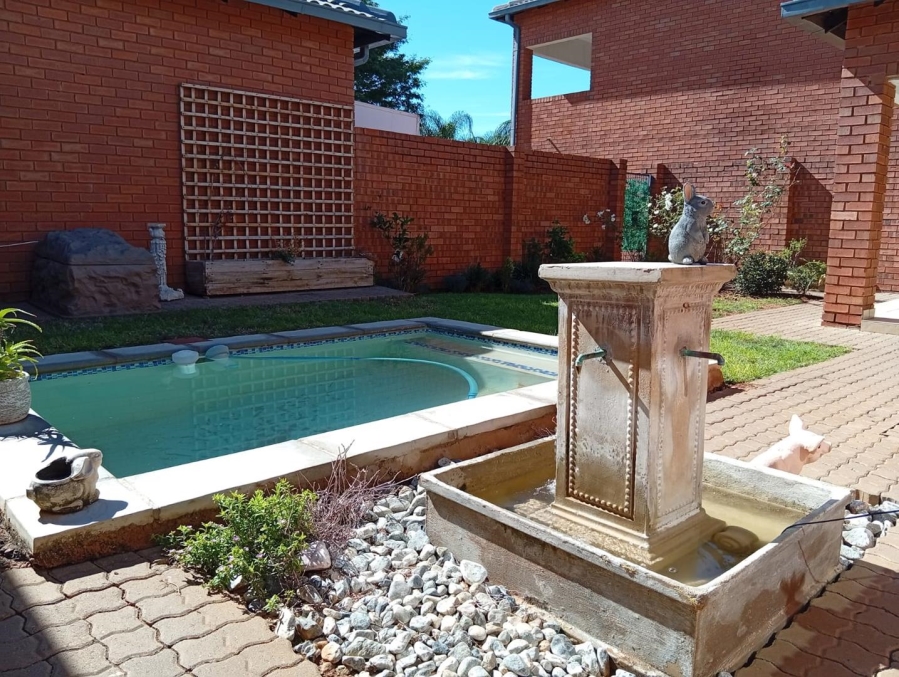 3 Bedroom Property for Sale in Sinoville Gauteng