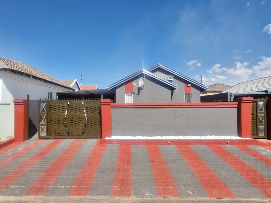 3 Bedroom Property for Sale in Mamelodi East Gauteng