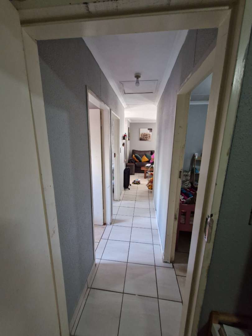 3 Bedroom Property for Sale in Mamelodi East Gauteng