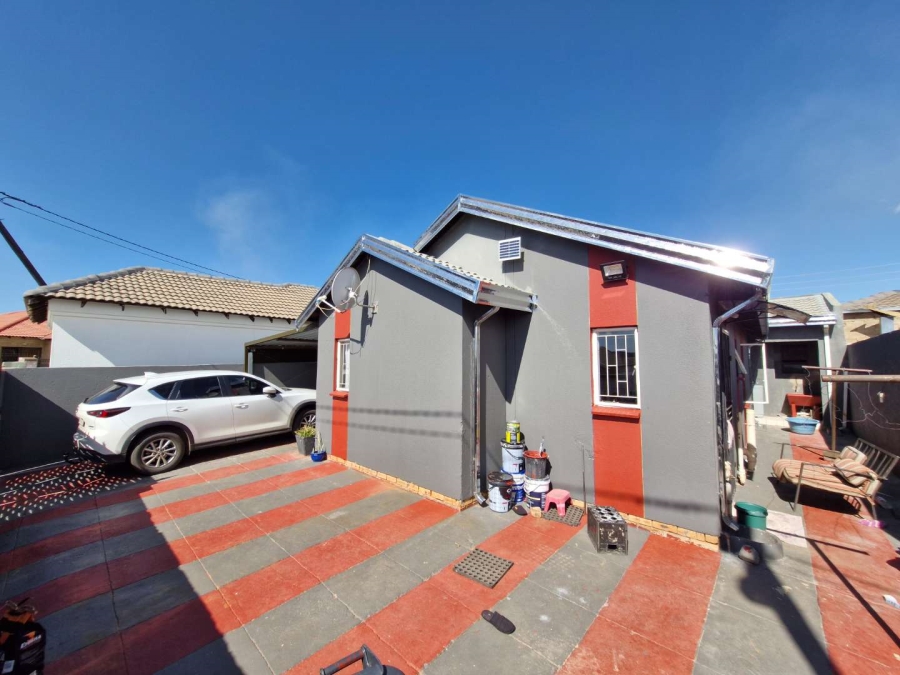 3 Bedroom Property for Sale in Mamelodi East Gauteng