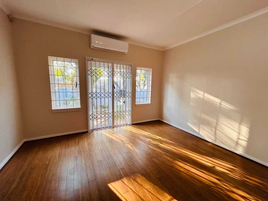 6 Bedroom Property for Sale in Waterkloof Ridge Gauteng