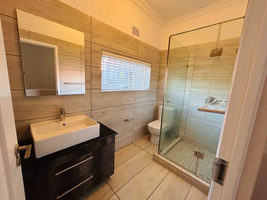 6 Bedroom Property for Sale in Waterkloof Ridge Gauteng