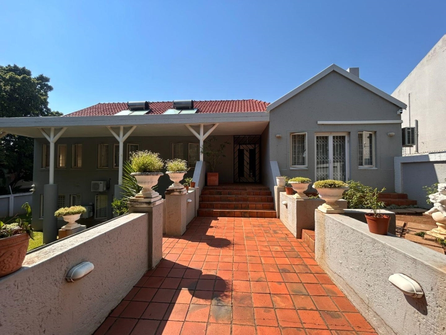 6 Bedroom Property for Sale in Waterkloof Ridge Gauteng