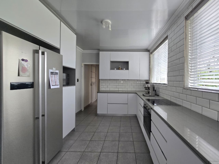 2 Bedroom Property for Sale in Randhart Gauteng