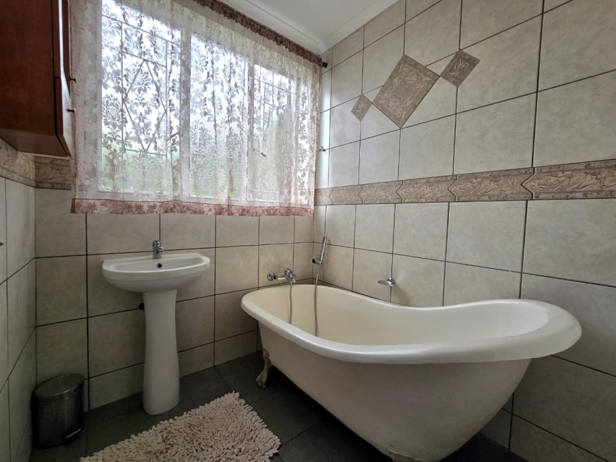 2 Bedroom Property for Sale in Randhart Gauteng