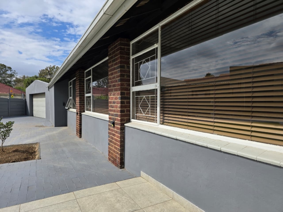 2 Bedroom Property for Sale in Randhart Gauteng