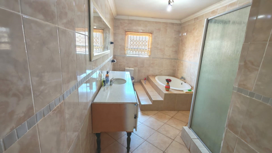 2 Bedroom Property for Sale in The Orchards Ext 9 Gauteng