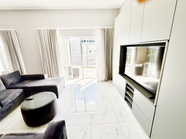 To Let 3 Bedroom Property for Rent in Sandhurst Gauteng
