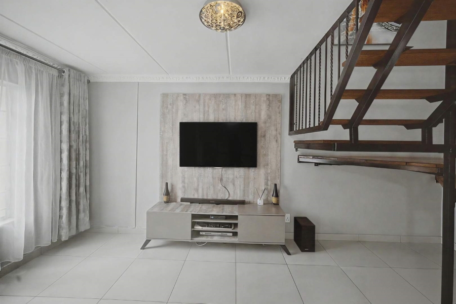 3 Bedroom Property for Sale in Annlin Gauteng