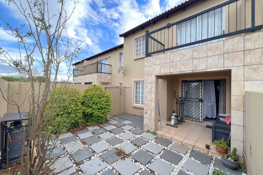 3 Bedroom Property for Sale in Annlin Gauteng