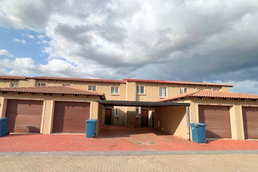 3 Bedroom Property for Sale in Annlin Gauteng