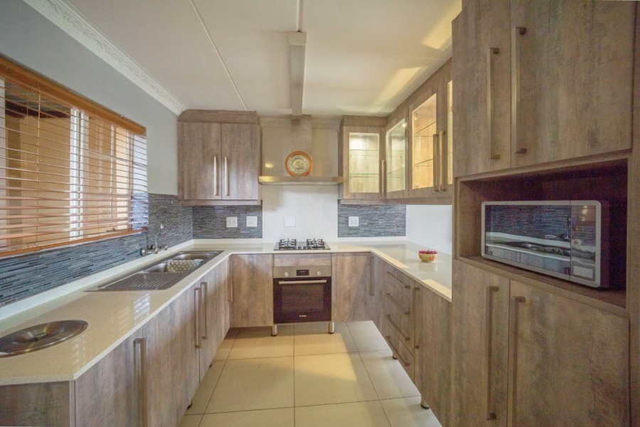 3 Bedroom Property for Sale in Annlin Gauteng