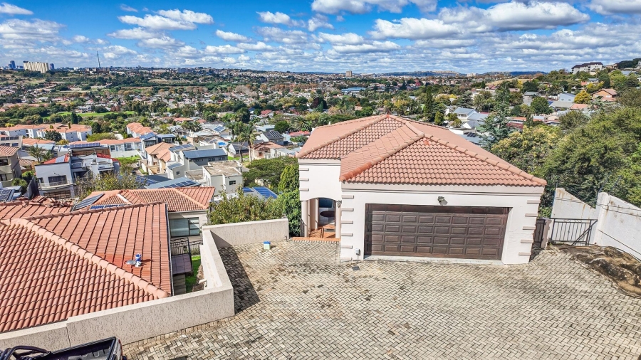 4 Bedroom Property for Sale in Northcliff Gauteng