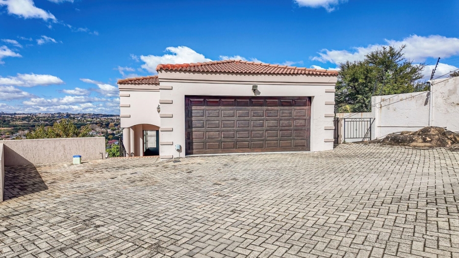 4 Bedroom Property for Sale in Northcliff Gauteng