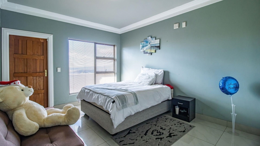 4 Bedroom Property for Sale in Northcliff Gauteng