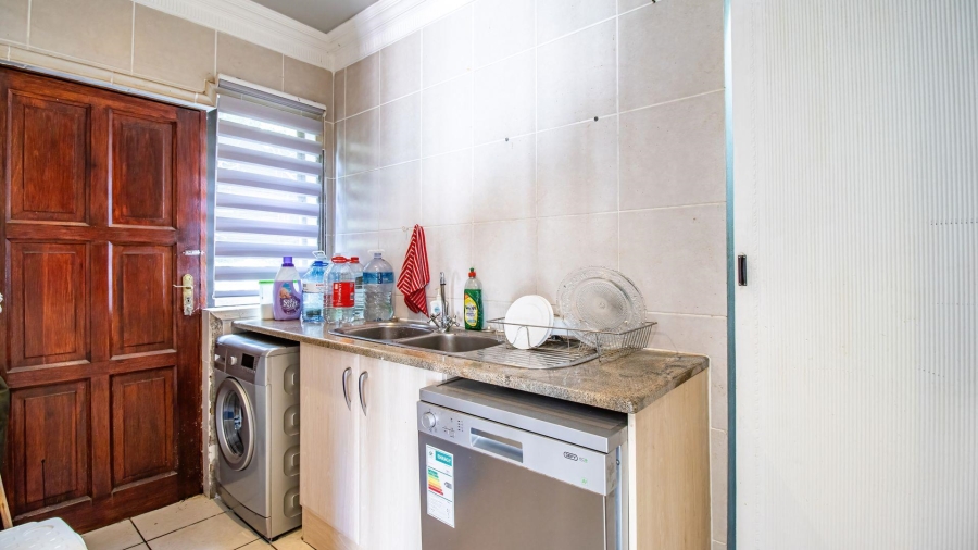 4 Bedroom Property for Sale in Northcliff Gauteng