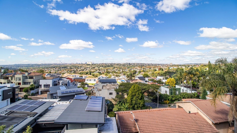 4 Bedroom Property for Sale in Northcliff Gauteng
